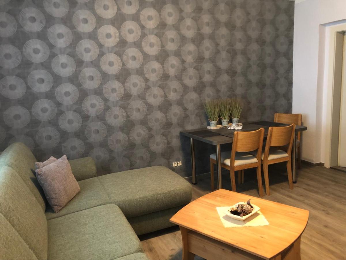 Pension Landhaus Machold Friedrichroda Εξωτερικό φωτογραφία